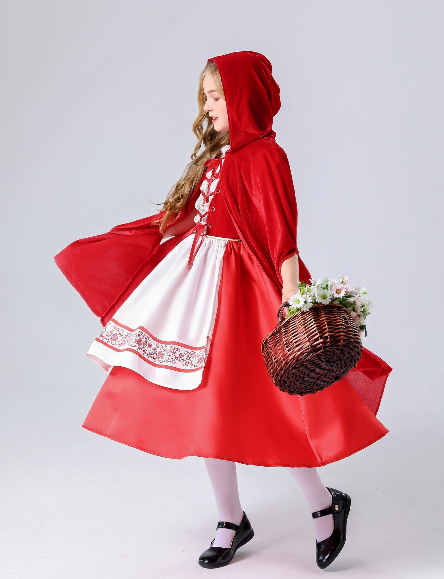 Elegant Little Red Riding Hood Costume – Classic Fairytale LooK
