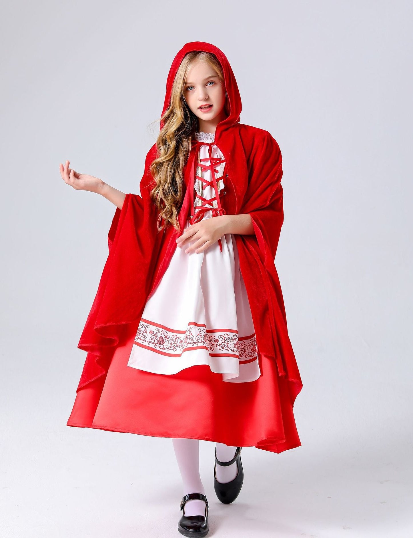 Elegant Little Red Riding Hood Costume – Classic Fairytale LooK