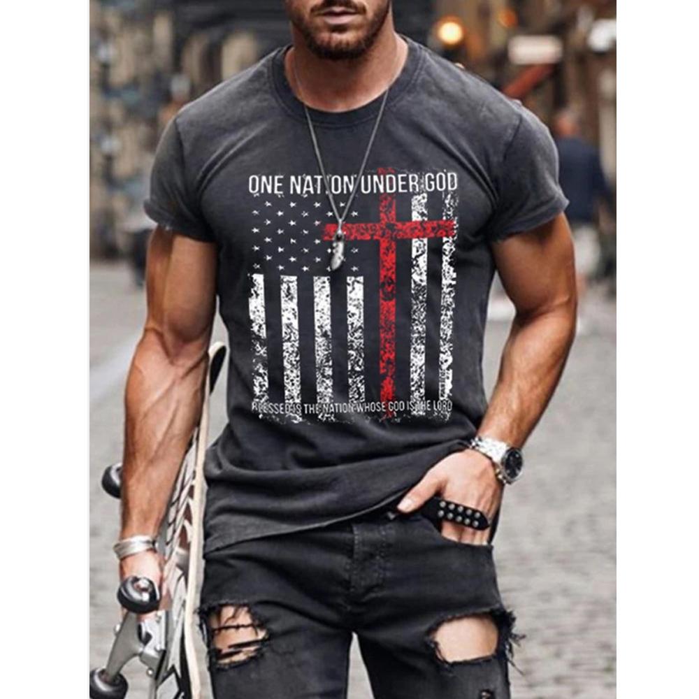 Men Letter & Flag Print Round Neck Short Sleeve T-Shirt